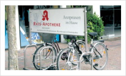 fahrradstaender_mit_werbung_menue.jpg